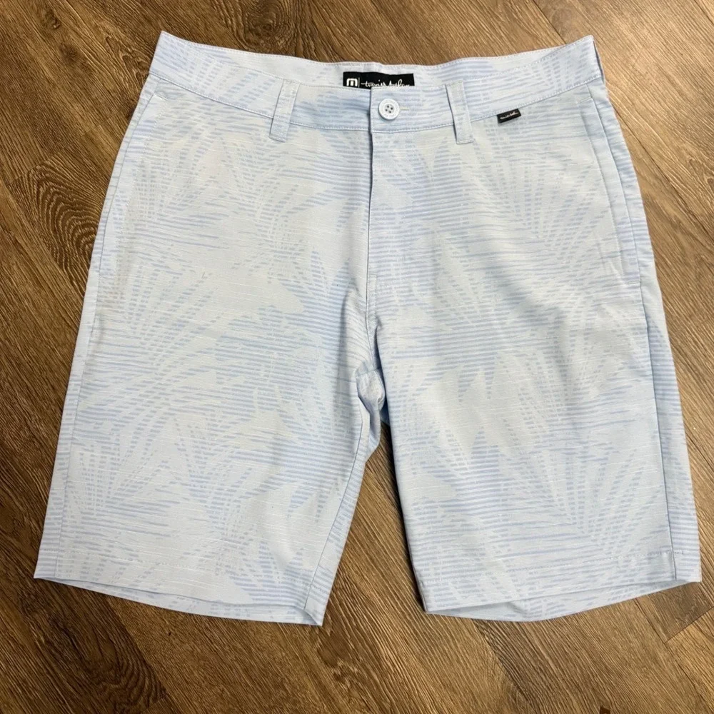 TravisMathew Mens Blue Palm Leaf Stripe Performance Golf Shorts Size 32 9 Inseam